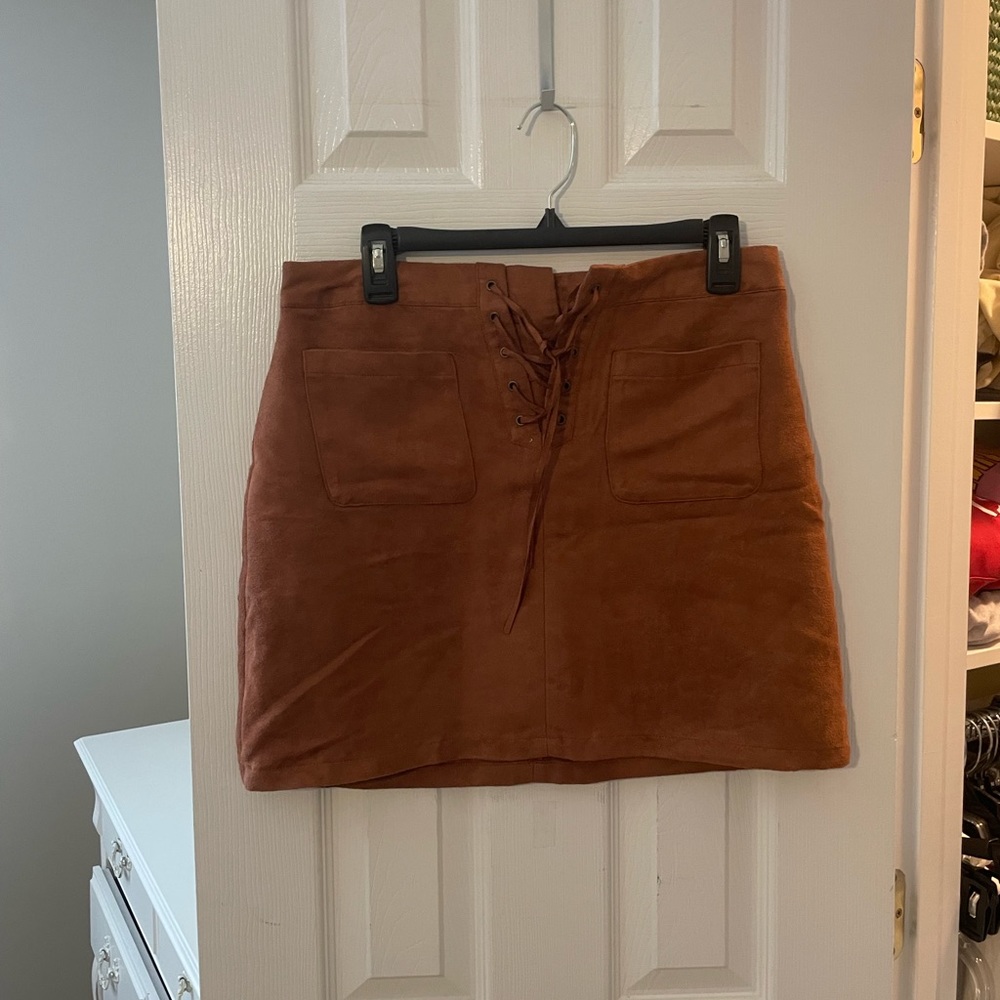 Forever 21 brown skirt with tye up in front and zipper on the back